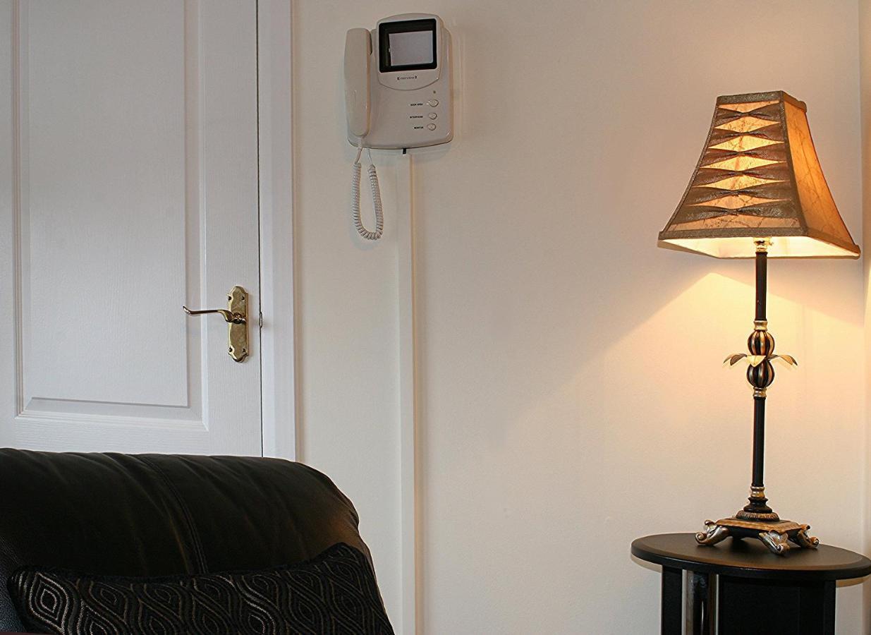 Linden Apartment Стърлинг Екстериор снимка
