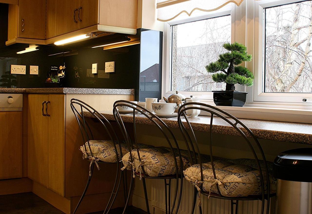 Linden Apartment Стърлинг Екстериор снимка